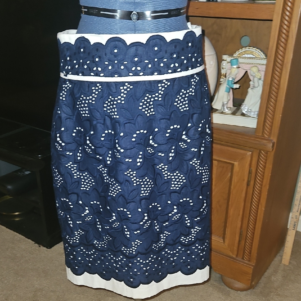 Antonio Melani Navy Blue White Lace Skirt Size 12